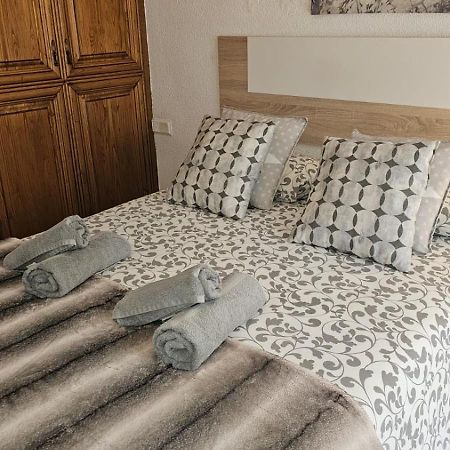 Ideal Holiday Apartment One Bedroom City Center Malaga Zewnętrze zdjęcie
