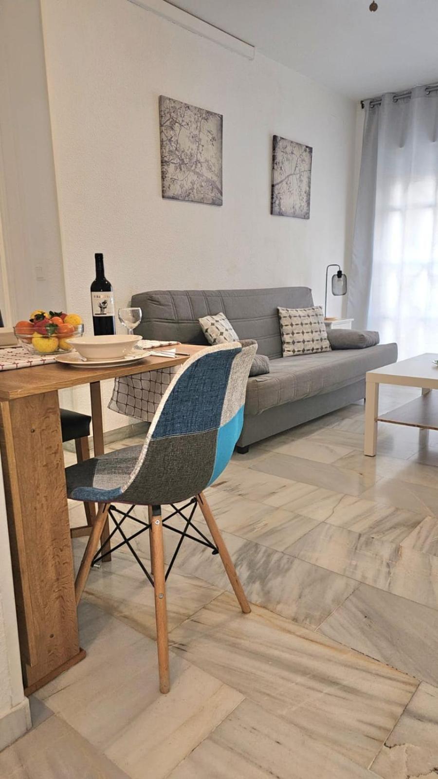 Ideal Holiday Apartment One Bedroom City Center Malaga Zewnętrze zdjęcie