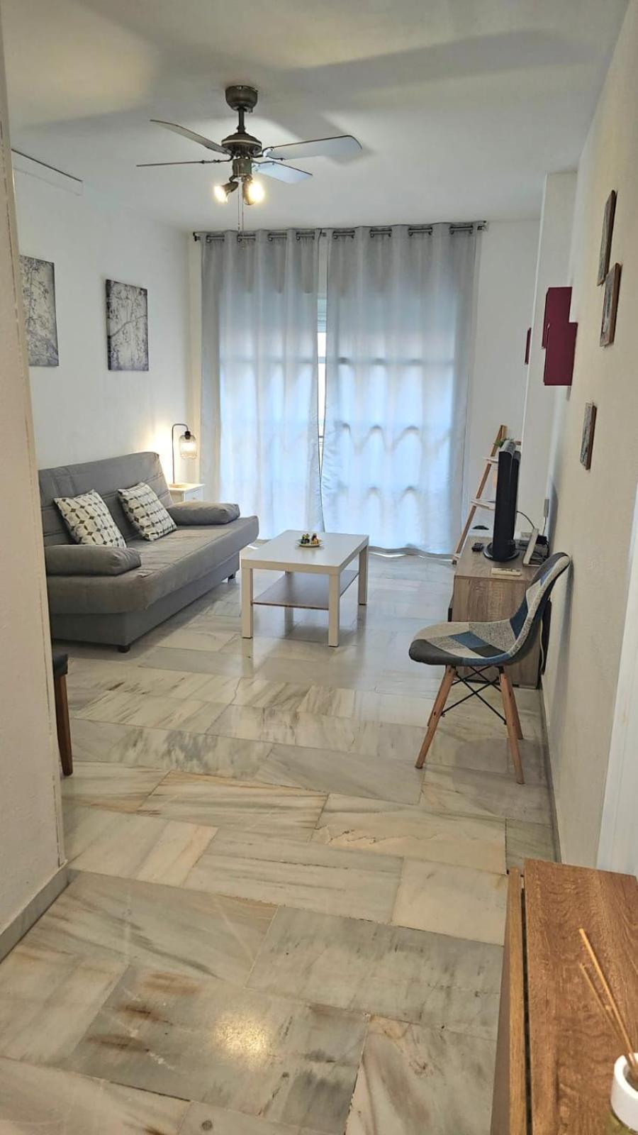 Ideal Holiday Apartment One Bedroom City Center Malaga Zewnętrze zdjęcie